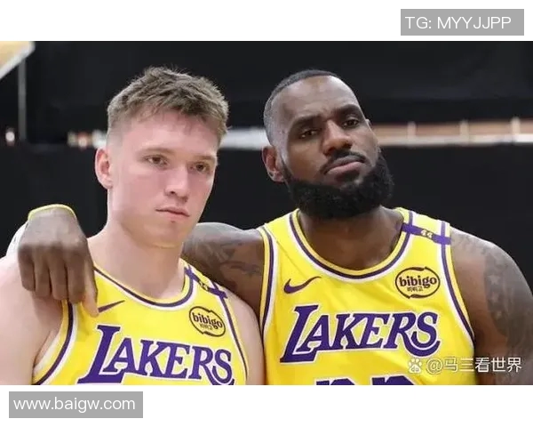 2019年湖人与掘金的激烈对决回顾与赛季精彩瞬间分析