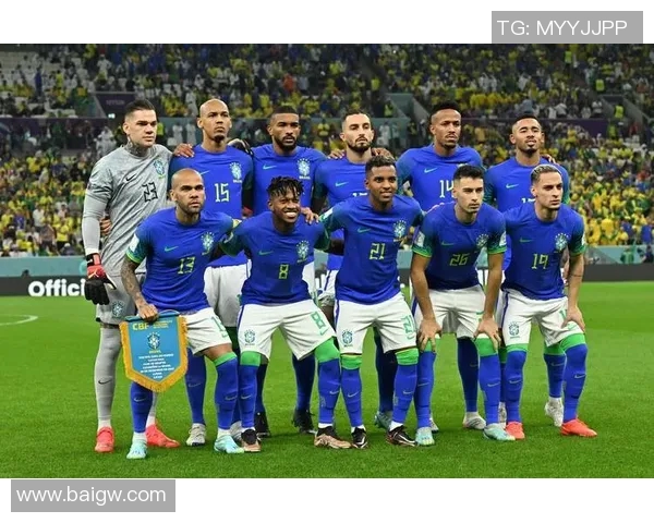 中国足球队迎战卡塔尔队力争在国际赛场上再创佳绩